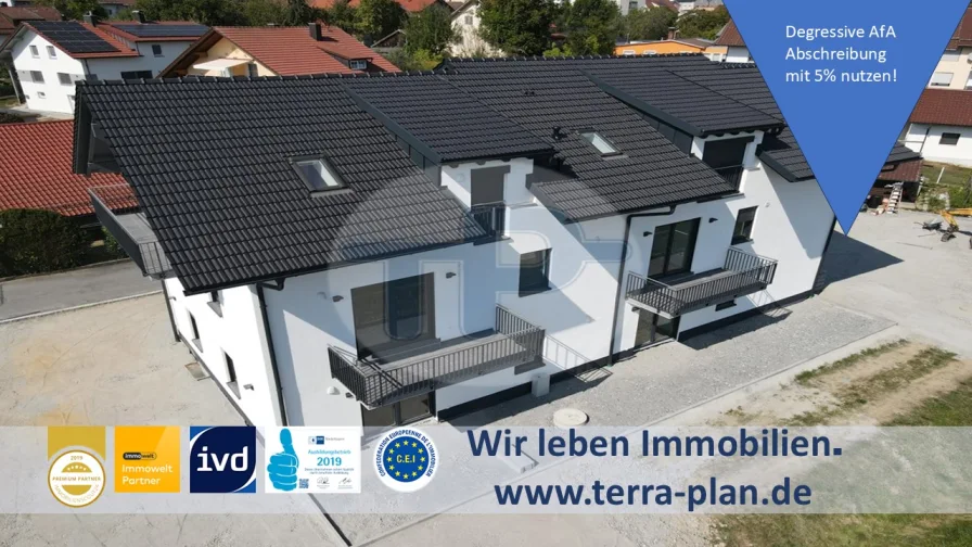 Hauptfoto Internet - Haus kaufen in Hutthurm - RESERVIERT!NEUBAU 6-FAMILIENHAUS IN KFW 40+ STANDARDNEUE AFA MIT 5% NUTZEN!