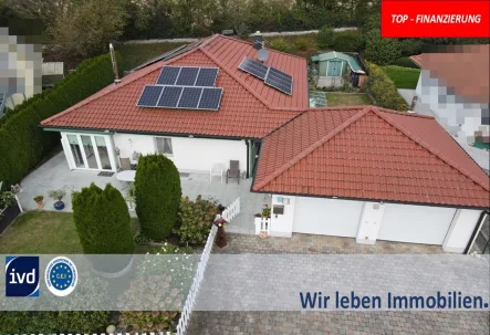 Hauptfoto Internet - Haus kaufen in Bad Füssing - SELTENHEIT:BARRIEREFREIER WALMDACHBUNGALOW MIT VOLLKELLER 