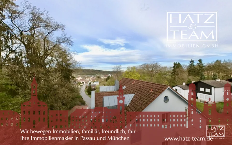 Hatz & Team Immobilien GmbH - Wohnung kaufen in Vilshofen an der Donau - Helle, großzügige Dachgeschoss-Wohnung in ruhiger Lage mit tollem Blick auf Vilshofen!