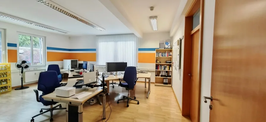 Büro