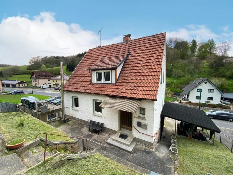 IMG_4385 - Haus kaufen in Wiesthal - Wiesthal - entkerntes Wohnhaus - zwei Wohneinheiten