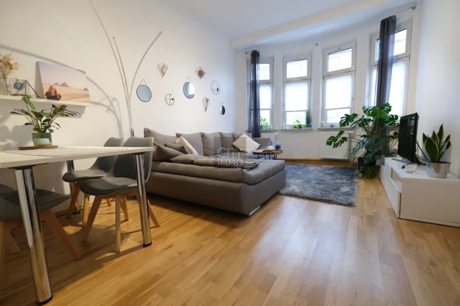 Wohnen - Wohnung mieten in Nürnberg - City Immobilien - Zentrumsnahe Altbauwohnung mit Balkon und Küchenzeile in Schoppershof
