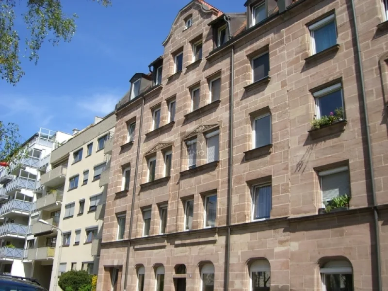 Hausansicht - Wohnung kaufen in Nürnberg - Altbaujuwel in ruhiger Lage, St. Johannis - Hochwertig saniert mit Balkon und EBK - Provisionsfrei