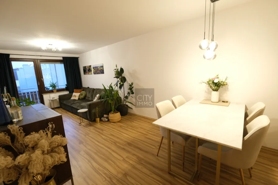 Wohnen - Wohnung mieten in Nürnberg - Glockenhof - Zentral gelegene 2-Zimmer Wohnung mit Balkon und Stellplatz