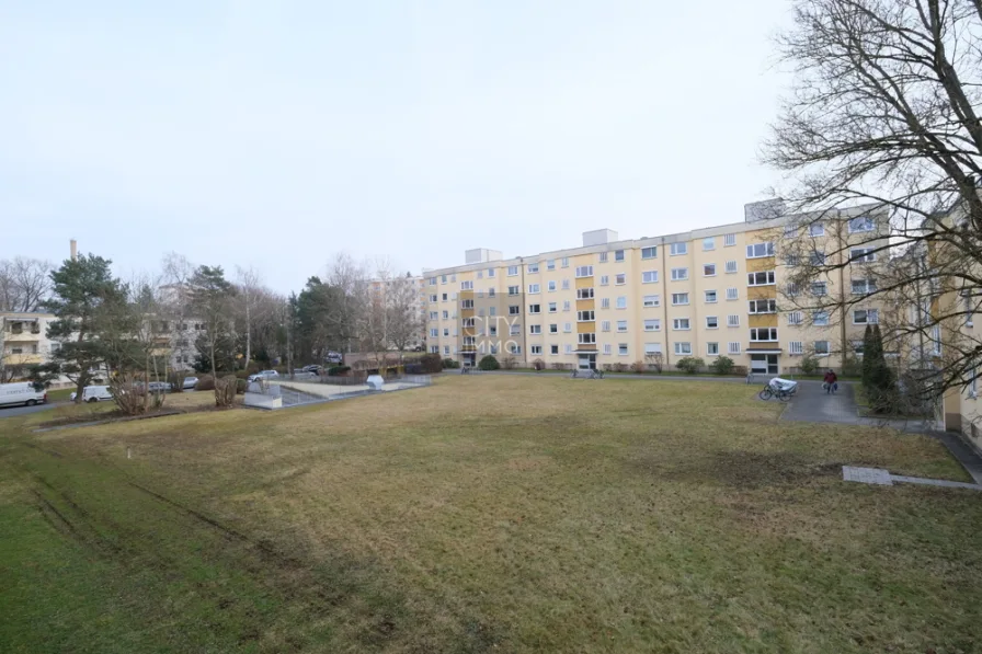 Ausblick v. Balkon