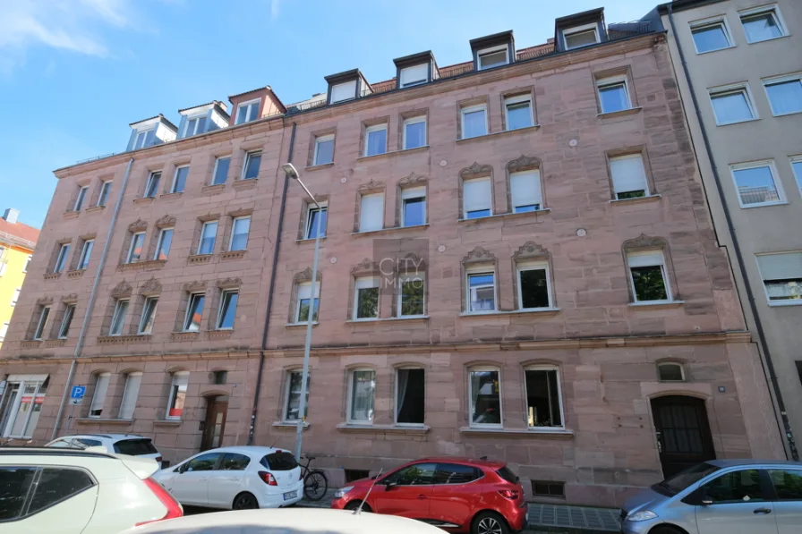 Hausansicht - Wohnung mieten in Nürnberg - Die Adresse für Stadtliebhaber! - Attraktive 2-Zimmerwohnung mit Balkon und Einbauküche in Maxfeld