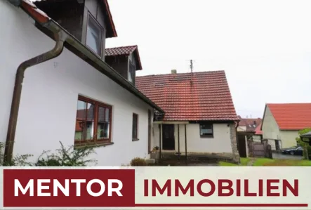 Titelbild - Haus kaufen in Schonungen / Waldsachsen - Mehrgenerationen, Anwesen mit 2 Häusern, „Neu + Alt“