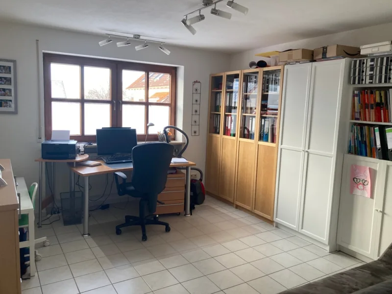 Büro Erdgeschoss