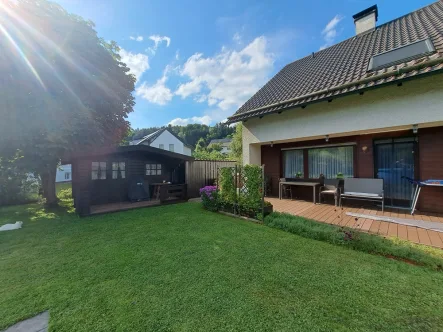 Ansicht Süd - Haus kaufen in Fischach - Schönes Zweifamilienhaus bei Fischach