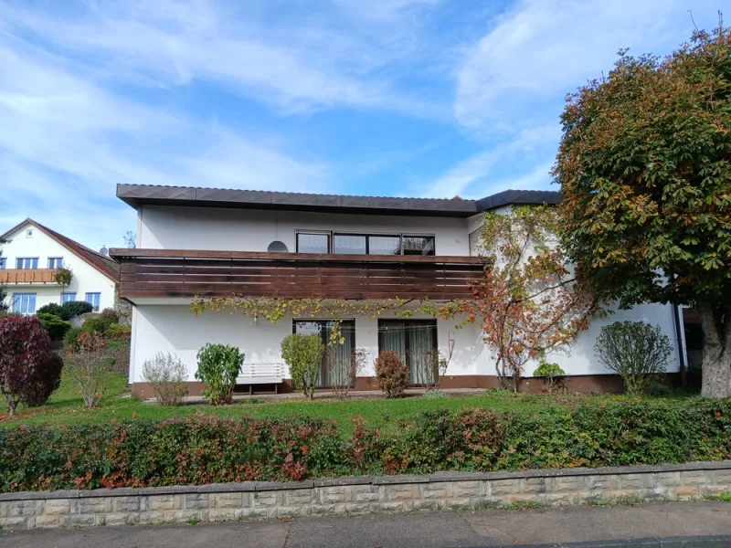 Titel - Haus kaufen in Krumbach - Einfamilienhaus in ruhiger Lage nahe Krumbach