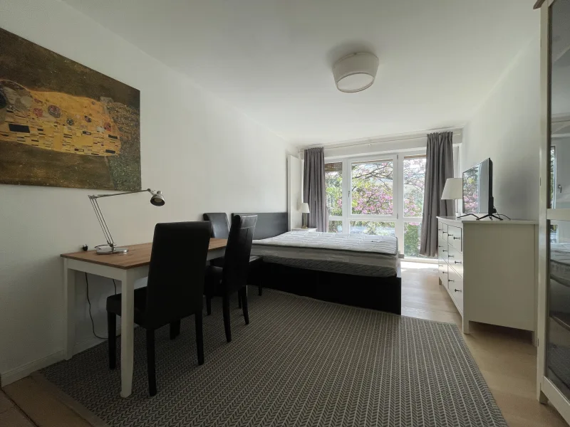 Apartment - Wohnung kaufen in München - Modernisiertes 1-Zimmer-Apartment in Schwabing-West!