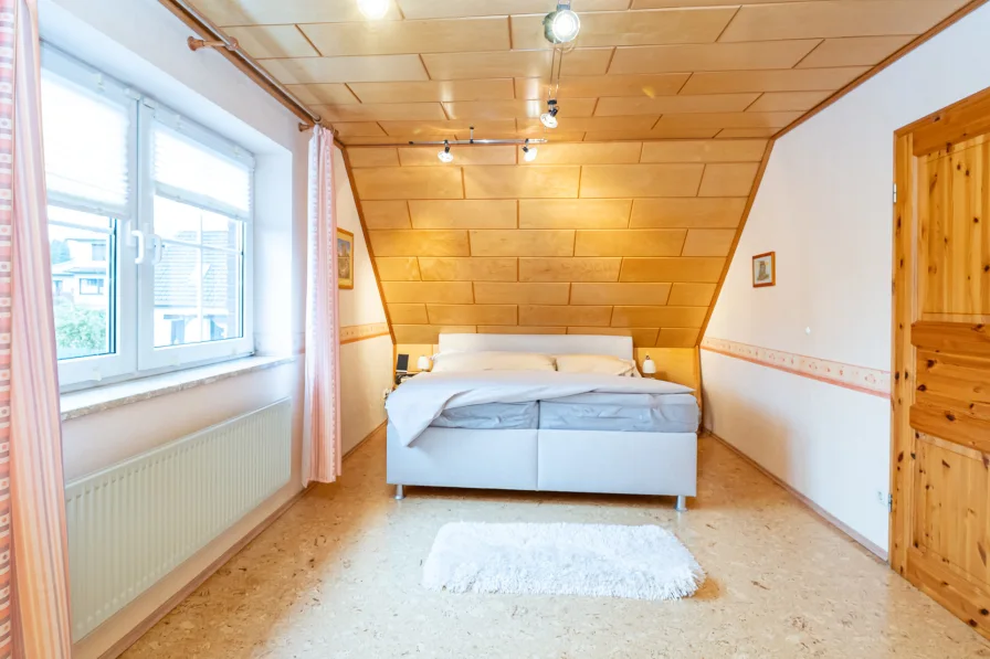 Schlafzimmer OG