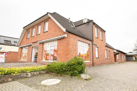 Außenansicht - Haus kaufen in Lamstedt - Historisches Gebäude mit modernisierten Gewerbe- und Wohnflächen!