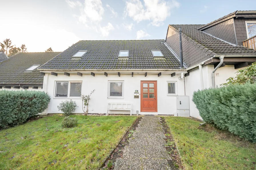 Außenansicht  - Haus kaufen in Bremervörde - Einfamilienhaus mit idyllischem Garten und durchdachter Raumaufteilung