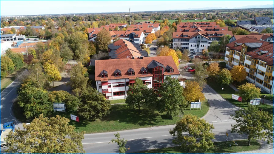 DJI_0001 - Büro/Praxis mieten in Oberhaching - Mieten Sie das Ganze Haus! bis zu 3.252 qm BGF ab sofort anmietbar