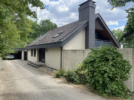 Haus  - Haus kaufen in Kulmbach - Großzügiges Einfamilienhaus in ruhiger Lage von Kulmbach - ideal für eine Familie