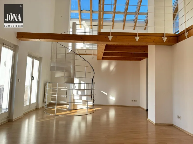  - Wohnung kaufen in Neudrossenfeld - Besondere Gelegenheit!Sonnige 4-Zimmer-Maisonette-Wohnung mit Balkon in Neudrossenfeld