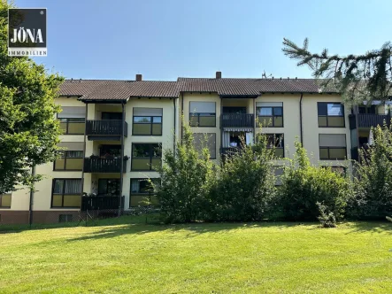  - Wohnung kaufen in Kulmbach - Blick zur Plassenburg und Blick ins Grüne!großzügige 3-Zimmer-Wohnung