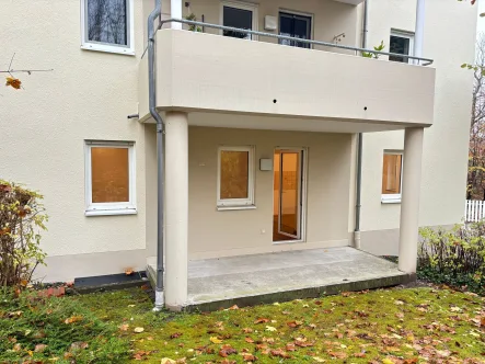 Terrasse - Wohnung mieten in Kulmbach - 2-Zimmer - Erdgeschosswohnung mit Terrasse in zentraler Lage