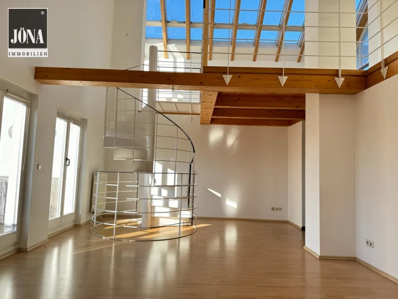  - Wohnung mieten in Neudrossenfeld - Sonnige 4-Zimmer-Maisonette-Wohnung mit Balkon in Neudrossenfeld