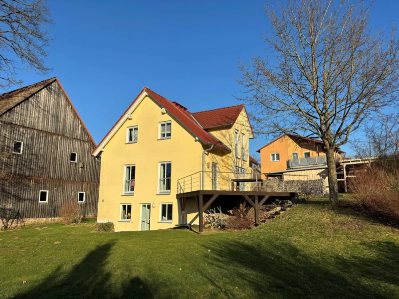 Anblick Haus vom Garten