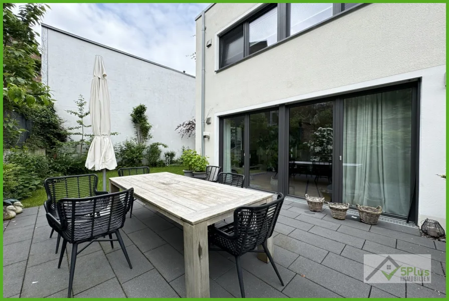 5Plus Immo Mietshaus Frankenberger Viertel Aachen Terrasse