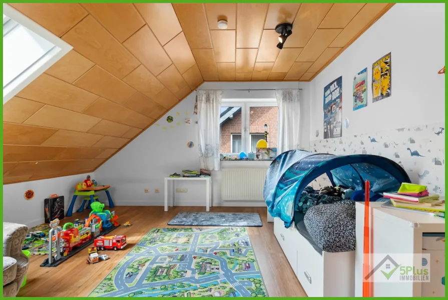 5Plus Immo Haus zum Kauf Inden Altdorf Kinderzimmer DG