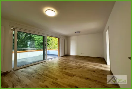 5Plus Immo Penthouse Geilenkirchen Wohnzimmer - Wohnung mieten in Geilenkirchen - ++ 5PLUS ++ PENTHOUSE INKL. EBK, GROSSE TERRASSE & STELLPLATZ IN BEGEHRTER LAGE VON GEILENKIRCHEN ++