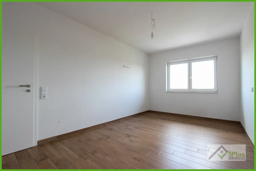 5Plus Immo Penthouse Wohnung Geilenkirchen Schlafzimmer 1