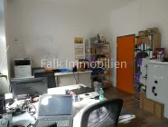 abgeschlossenes Büro EG