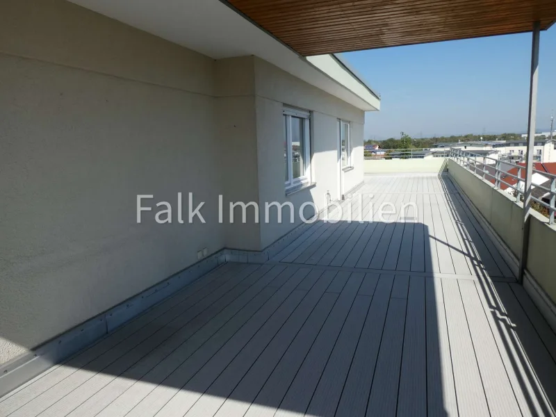 Terrasse - Wohnung kaufen in Brühl - ***Alles - außer gewöhnlich! 3,5-4 ZKBT-Penthouse Wohnung+Garage***