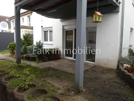 Anicht Gartenseite Terrasse - Wohnung kaufen in Brühl - ***Herzlich willkommen! 3,5-4 ZKB-Maisonette-Wohnung mit 2 Außenstellpätzen in Brühl-Rohrhof***