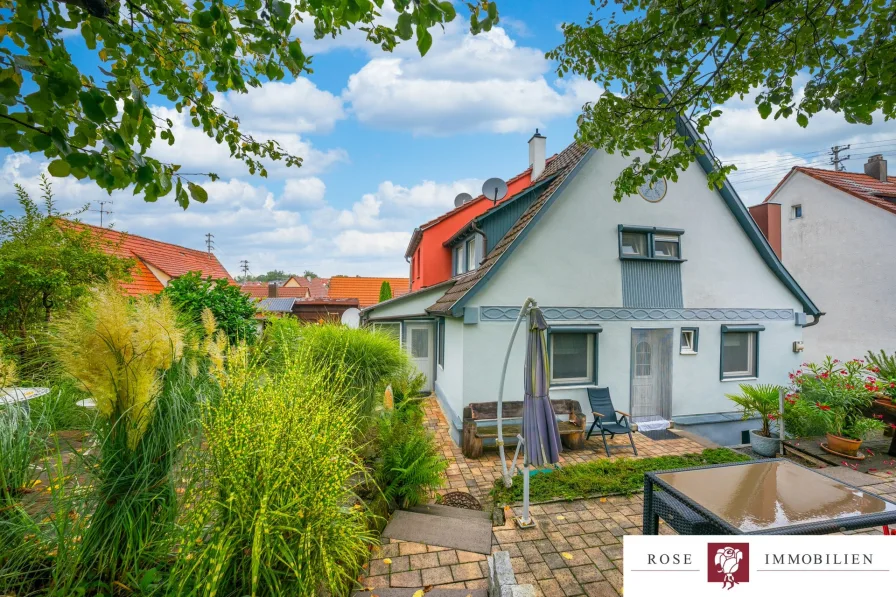 Ansicht Süd - Haus kaufen in Waiblingen / Bittenfeld - Charmante Doppelhaushälfte mit traumhaftem Außenbereich im Herzen von Bittenfeld