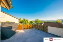 Balkon Süd-Osten mit Blick nach Osten