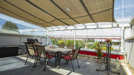 exklusive Dachterrasse mit schöner Aussicht - Wohnung kaufen in Filderstadt / Bonlanden - *Exklusive Maisonette-Wohnung mit großer Dachterrasse*