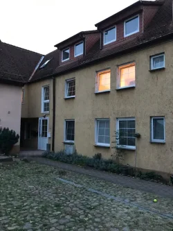 Außenansicht - Wohnung kaufen in Jesewitz - Wohnen im idyllisch umgebauten Gutshof Renditeobjekt zum Verkauf im Bieterverfahren
