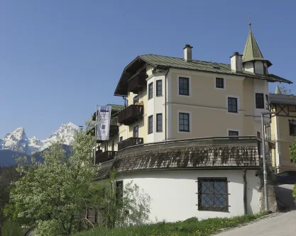 Hausansicht Maximilianstrasse - Wohnung kaufen in Berchtesgaden - Die Preise sind gefallen -  Ihre Kapitalanlage im Zentrum von Berchtesgaden 