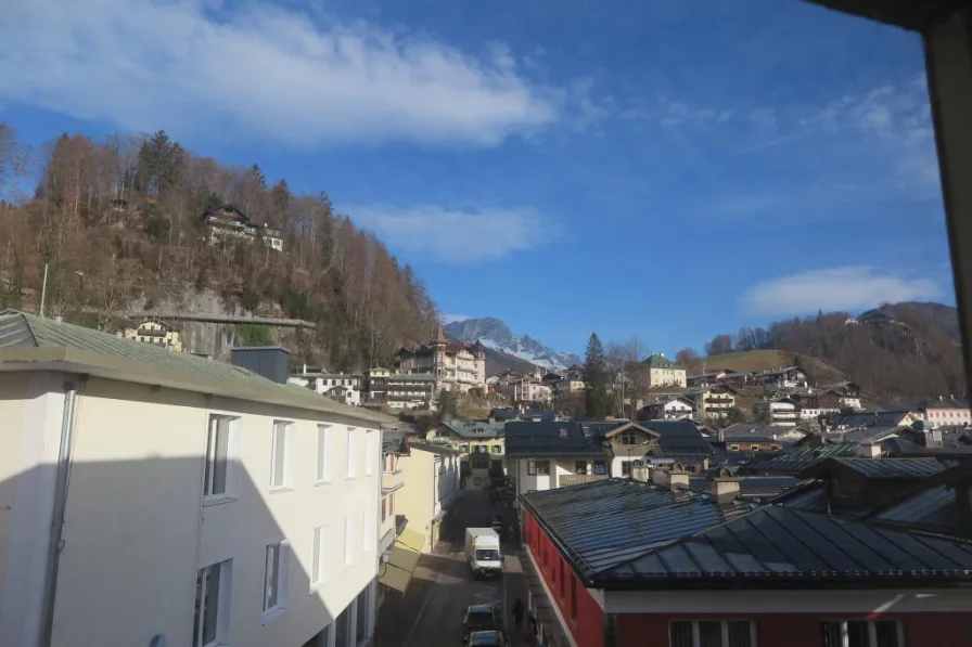 Ausblick vom Wohnzimmerfenster - Wohnung mieten in Berchtesgaden - 3-Zi-Mietwohnung im Zentrum Berchtesgaden