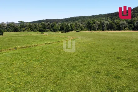 Luftbild - Grundstück kaufen in Fürstenfeldbruck - WINDISCH IMMOBILIEN - Bauträger aufgepasst: Grundstück als Ausgleichsfläche für Bauvorhaben in FFB!