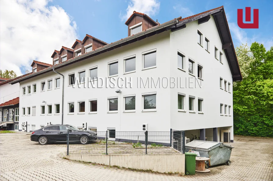 Aussenansicht - Büro/Praxis mieten in Olching - WINDISCH IMMOBILIEN - Teilfläche in moderner Büroimmobilie mit Lagerflächen