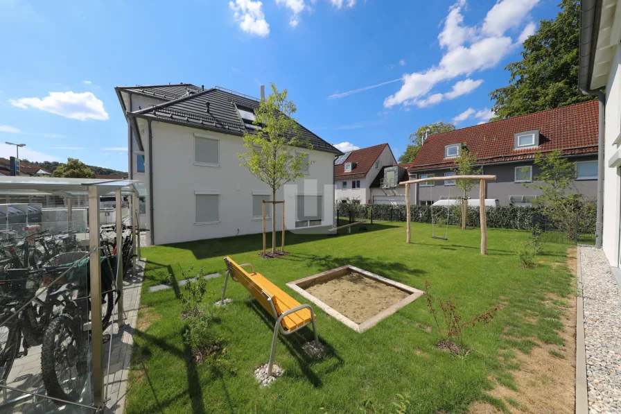 Außenansicht - Wohnung mieten in Herrsching am Ammersee - WINDISCH IMMOBILIEN - Hochwertige 3-Zimmerwohnung in zentraler Lage v. Herrsching am Ammersee!