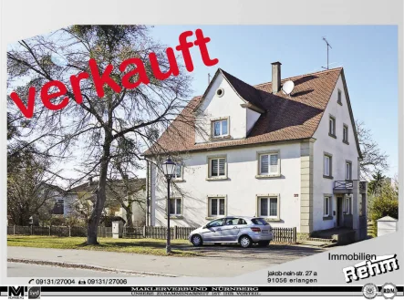 Straßenseite - Haus kaufen in Scheinfeld - 3 Fam.-Wohnhaus mit Nebengebäude