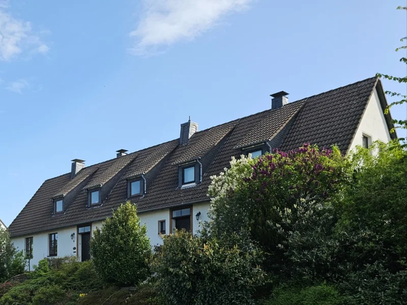 20240430_095820 - Haus kaufen in Velbert - Anmutiges und gepflegtes Familienhaus in Velbert-Tönisheide (Optionsangebot)