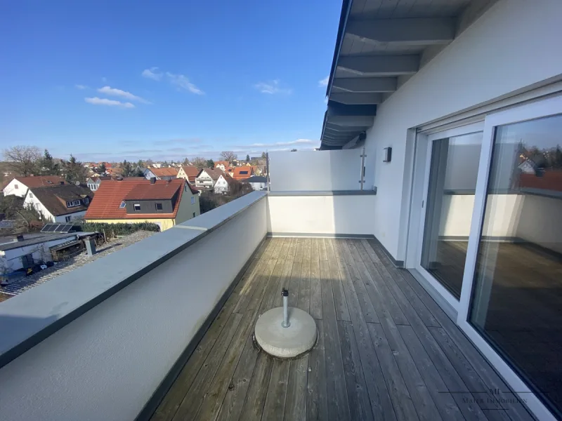 Balkon - Haus kaufen in Winkelhaid - Modernes Reihenmittelhaus mit Smart-Home – Bezugsfertig & Familienfreundlich!