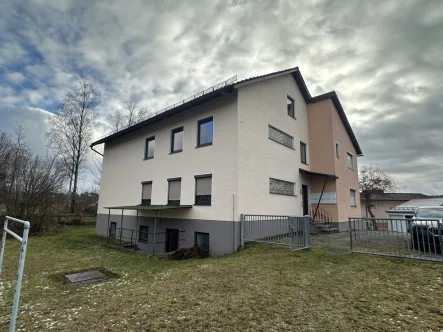 Außenansicht (3) - Haus kaufen in Zwiesel - Großzügiges 2-Familienhaus mit zwei Appartements bis 6 Wohnungen möglich in Zwiesel