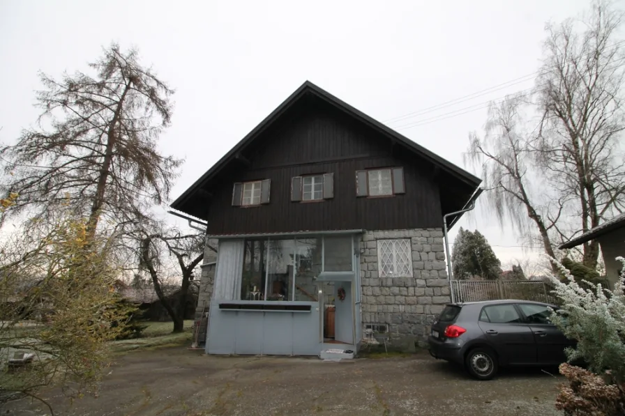 Außenaischt (3) - Grundstück kaufen in Passau - Passau-Neustift-Zentrum: 3.435 m² Grundstück bebaut mit Wohnhaus, Bj. 1946