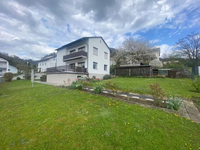 Außenansicht Garten - Haus kaufen in Obernzell - Donaublick in Obernzell Einfamilienhaus in Höhenlage