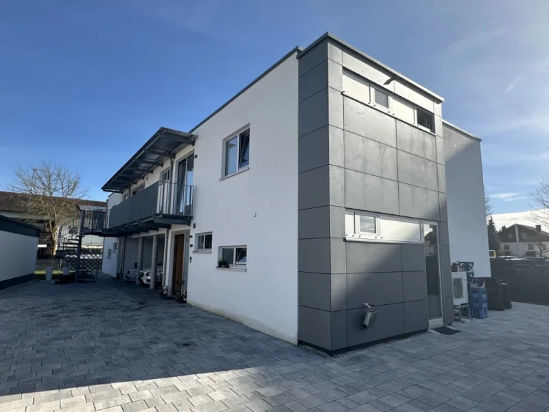 Außenansicht (1) - Haus kaufen in Pocking - 3 Reihenhäuser in Pocking (Gesamt- oder Einzelverkauf) mit EBK, Tageslichtbad und Balkon