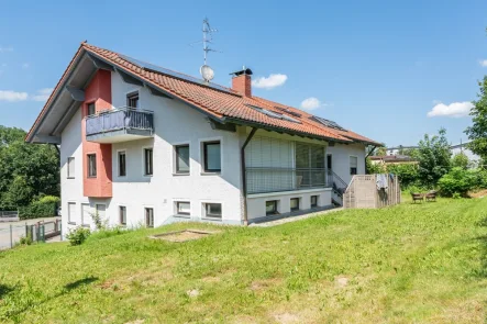 Außenansicht - Haus kaufen in Passau - Passau-Haidenhof: Wohn-/Geschäftshaus, 260 m² Gewerbefläche – 240 m² Wfl. (2 Wohnungen)