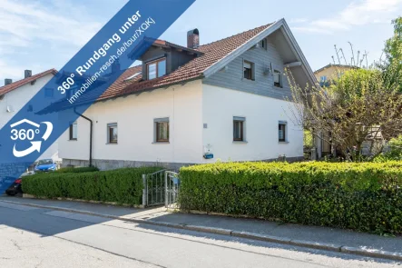 360°-Rundgang Außenansicht - Haus kaufen in Hutthurm - Teilrenoviertes Ein- bis Zweifamilienhaus in Hutthurm